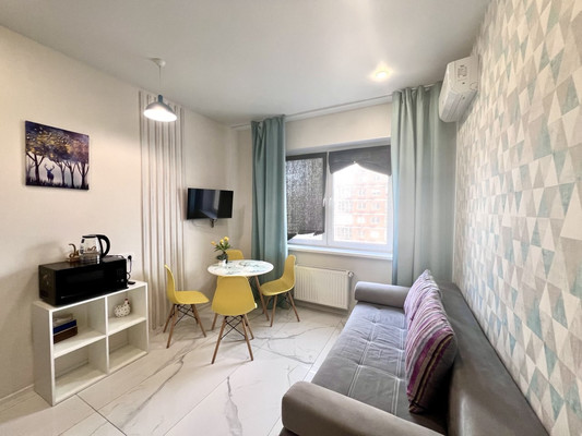 Продам однокомнатную (1-комн.) квартиру, Котанова ул, 7к3, Новороссийск г