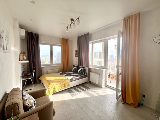 Продам однокомнатную (1-комн.) квартиру, Котанова ул, 7к3, Новороссийск г