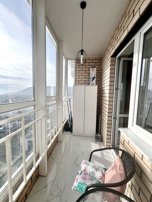 Продам однокомнатную (1-комн.) квартиру, Котанова ул, 7к3, Новороссийск г