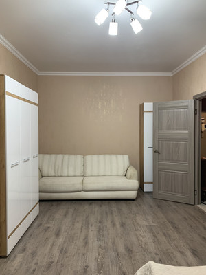 Продам однокомнатную (1-комн.) квартиру, Адмирала Трибуца ул, 8А, Санкт-Петербург г