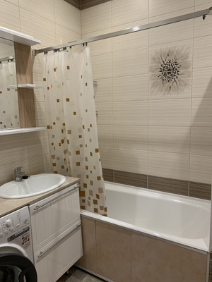 Продам однокомнатную (1-комн.) квартиру, Адмирала Трибуца ул, 8А, Санкт-Петербург г