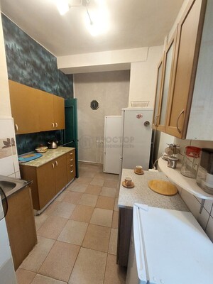 Продам комнату в 3-комн. квартире, Тихвинский пер, 10-12к9, Москва г