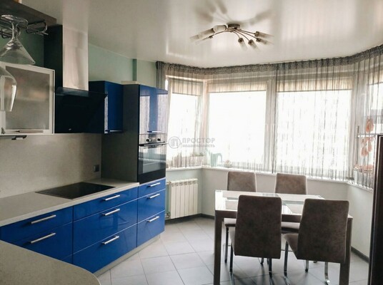 Продам комнату в 2-комн. квартире, Победы пр-кт, 10/18, Люберцы г