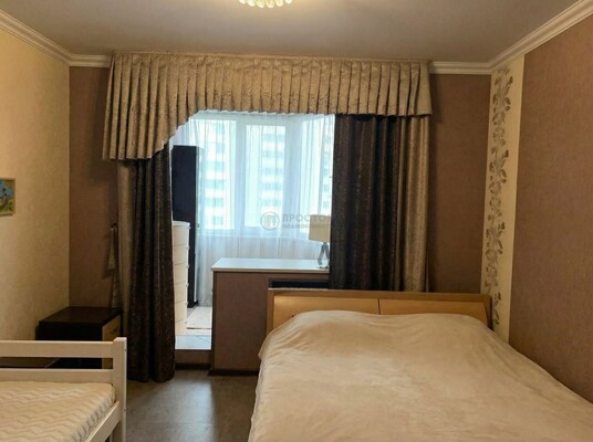 Продам комнату в 2-комн. квартире, Победы пр-кт, 10/18, Люберцы г