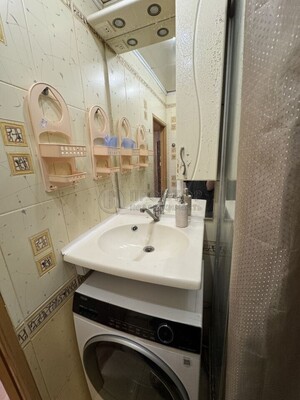 Продам трехкомнатную (3-комн.) квартиру, Шипиловская ул, 10, Москва г