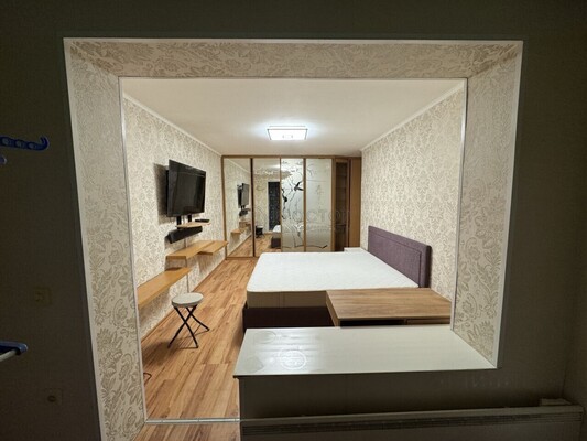 Продам трехкомнатную (3-комн.) квартиру, Шипиловская ул, 10, Москва г