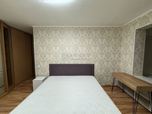 Продам трехкомнатную (3-комн.) квартиру, Шипиловская ул, 10, Москва г