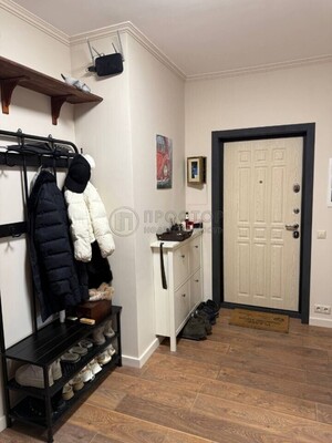 Продам трехкомнатную (3-комн.) квартиру, Пролетарская ул, 20Б, Апрелевка г