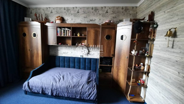 Продам трехкомнатную (3-комн.) квартиру, Первомайская ул, 21, Долгопрудный г