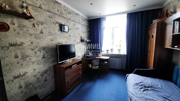 Продам трехкомнатную (3-комн.) квартиру, Первомайская ул, 21, Долгопрудный г