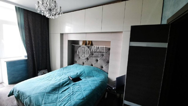 Продам трехкомнатную (3-комн.) квартиру, Первомайская ул, 21, Долгопрудный г