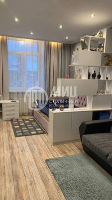 Продам трехкомнатную (3-комн.) квартиру, Первомайская ул, 21, Долгопрудный г