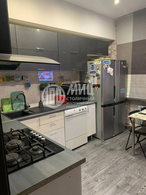 Продам трехкомнатную (3-комн.) квартиру, Первомайская ул, 21, Долгопрудный г