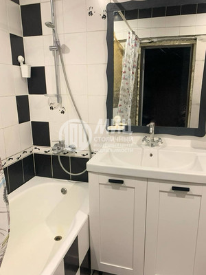 Продам трехкомнатную (3-комн.) квартиру, Первомайская ул, 21, Долгопрудный г