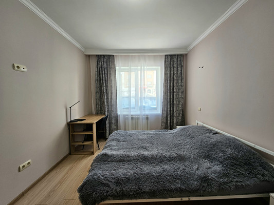 Продам двухкомнатную (2-комн.) квартиру, Промышленная ул, 7, Ханты-Мансийск г