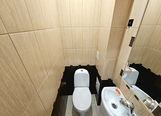 Продам двухкомнатную (2-комн.) квартиру, Промышленная ул, 7, Ханты-Мансийск г