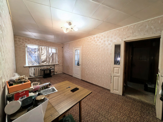 Продам трехкомнатную (3-комн.) квартиру, Кабардинская ул, 135, Нарткала г