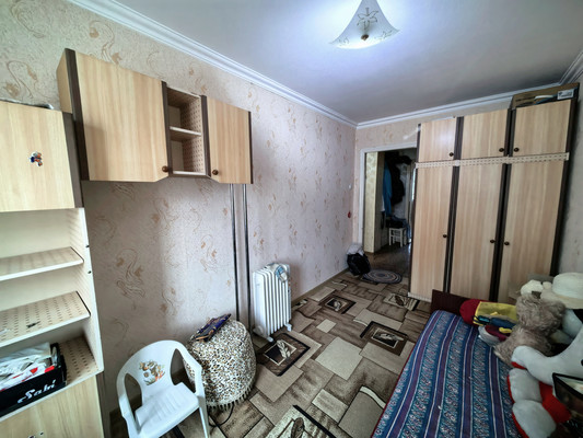 Продам трехкомнатную (3-комн.) квартиру, Кабардинская ул, 135, Нарткала г