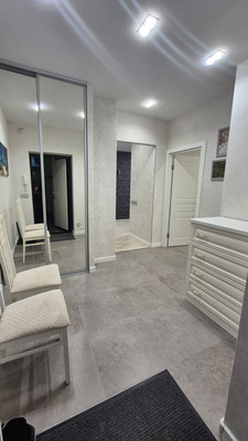 Продам двухкомнатную (2-комн.) квартиру, Генкиной ул, 25А, Нижний Новгород г