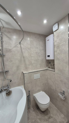 Продам двухкомнатную (2-комн.) квартиру, Генкиной ул, 25А, Нижний Новгород г