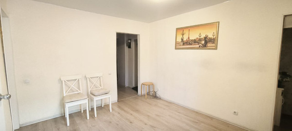 Продам двухкомнатную (2-комн.) квартиру, 6-я Линия ул, 4, Рязань г