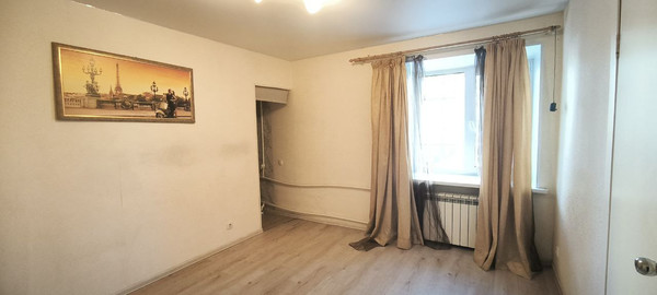 Продам двухкомнатную (2-комн.) квартиру, 6-я Линия ул, 4, Рязань г