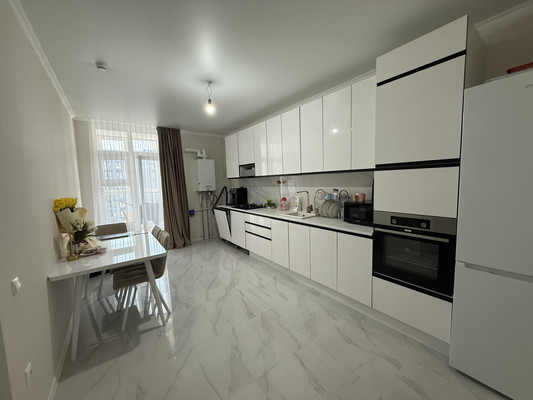 Продам двухкомнатную (2-комн.) квартиру, Бориса Слюсаря ул, 23к2, Ростов-на-Дону г