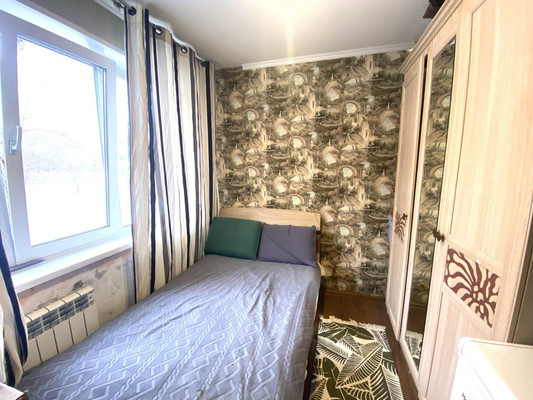 Продам трехкомнатную (3-комн.) квартиру, Юшкова ул, 18, Красноярск г