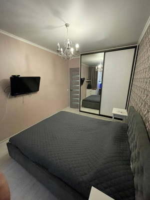 Продам однокомнатную (1-комн.) квартиру, им. Петра Метальникова ул, 28, Краснодар г