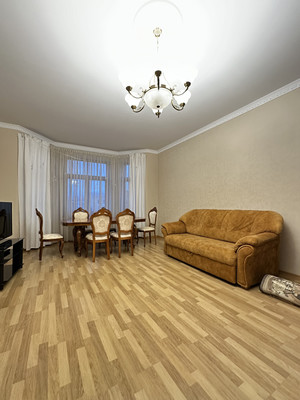 Сдам трехкомнатную (3-комн.) квартиру, 9-я Советская ул, 5, Санкт-Петербург г