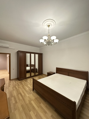 Сдам трехкомнатную (3-комн.) квартиру, 9-я Советская ул, 5, Санкт-Петербург г