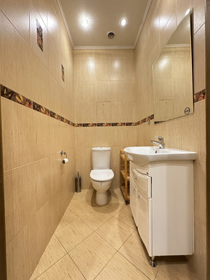 Сдам трехкомнатную (3-комн.) квартиру, 9-я Советская ул, 5, Санкт-Петербург г