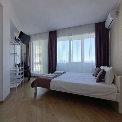 Продам однокомнатную (1-комн.) квартиру, Гагариной ул, 25/353, Утес п