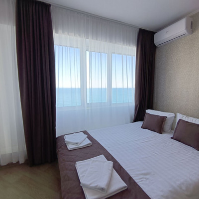 Продам однокомнатную (1-комн.) квартиру, Гагариной ул, 25/353, Утес п