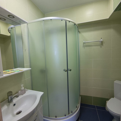 Продам однокомнатную (1-комн.) квартиру, Гагариной ул, 25/353, Утес п