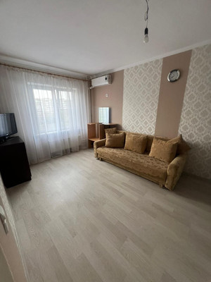 Продам однокомнатную (1-комн.) квартиру, Зиповская ул, 46, Краснодар г