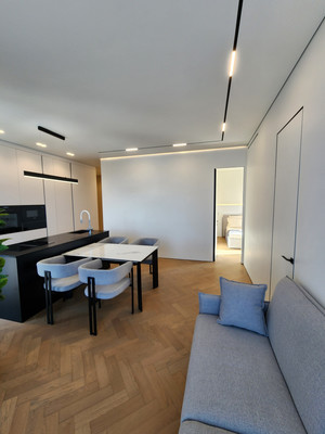 Продам трехкомнатную (3-комн.) квартиру, 1-я Ватутинская ул, 12к2, Десеновское п