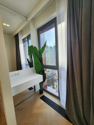 Продам трехкомнатную (3-комн.) квартиру, 1-я Ватутинская ул, 12к2, Десеновское п