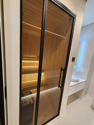 Продам трехкомнатную (3-комн.) квартиру, 1-я Ватутинская ул, 12к2, Десеновское п