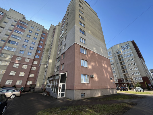 Продам торговое помещение 109 м2, Зеленая ул, 81, Калининград г
