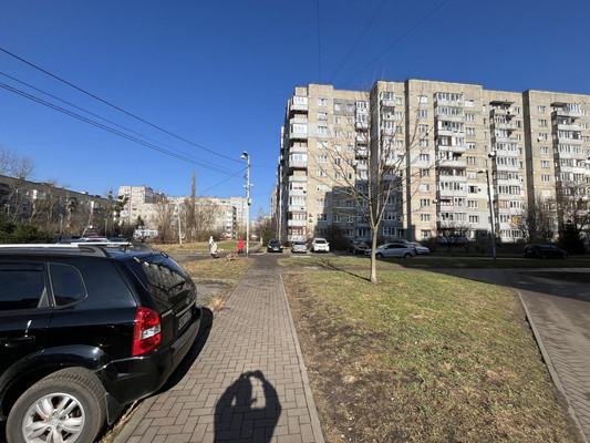 Продам торговое помещение 109 м2, Зеленая ул, 81, Калининград г