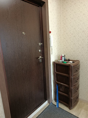 Продам двухкомнатную (2-комн.) квартиру, Комсомольский пр-кт, 10/1, Люберцы г