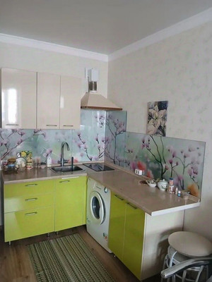 Продам однокомнатную (1-комн.) квартиру, Волгодонская ул, 12, Волгодонск г