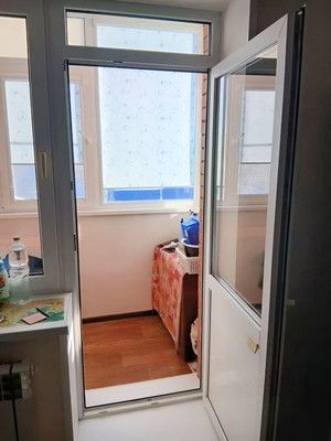 Продам однокомнатную (1-комн.) квартиру, Волгодонская ул, 12, Волгодонск г