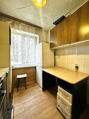 Продам трехкомнатную (3-комн.) квартиру, Центральная ул, 4, Птичное п