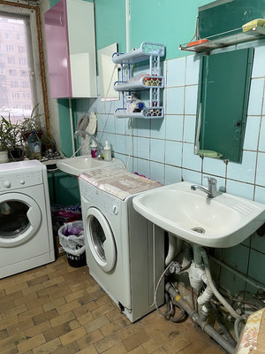 Продам комнату в 11-комн. квартире, Культуры пр-кт, 31Ак1, Санкт-Петербург г