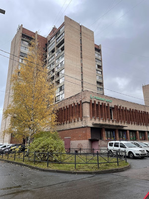 Продам комнату в 11-комн. квартире, Культуры пр-кт, 31Ак1, Санкт-Петербург г