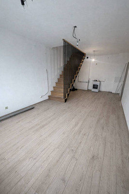 Продам многокомнатную квартиру, Ивановская ул, 10, Лисий Нос п