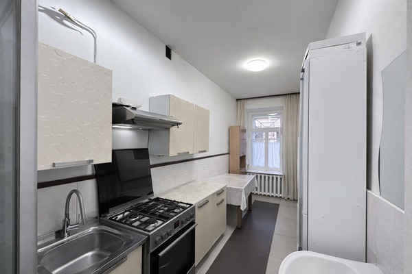 Продам трехкомнатную (3-комн.) квартиру, Большой П.С. пр-кт, 28к1, Санкт-Петербург г