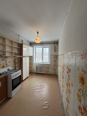 Продам трехкомнатную (3-комн.) квартиру, Гашкова ул, 21, Пермь г